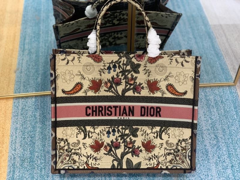 Christian Dior Shopping Bags